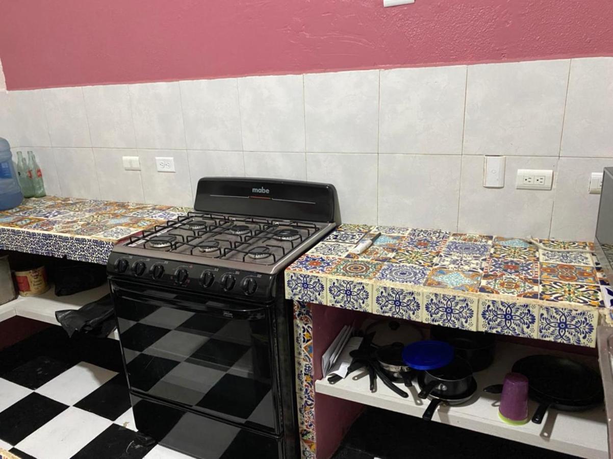 My Family In Monterrey - Hostel المظهر الخارجي الصورة