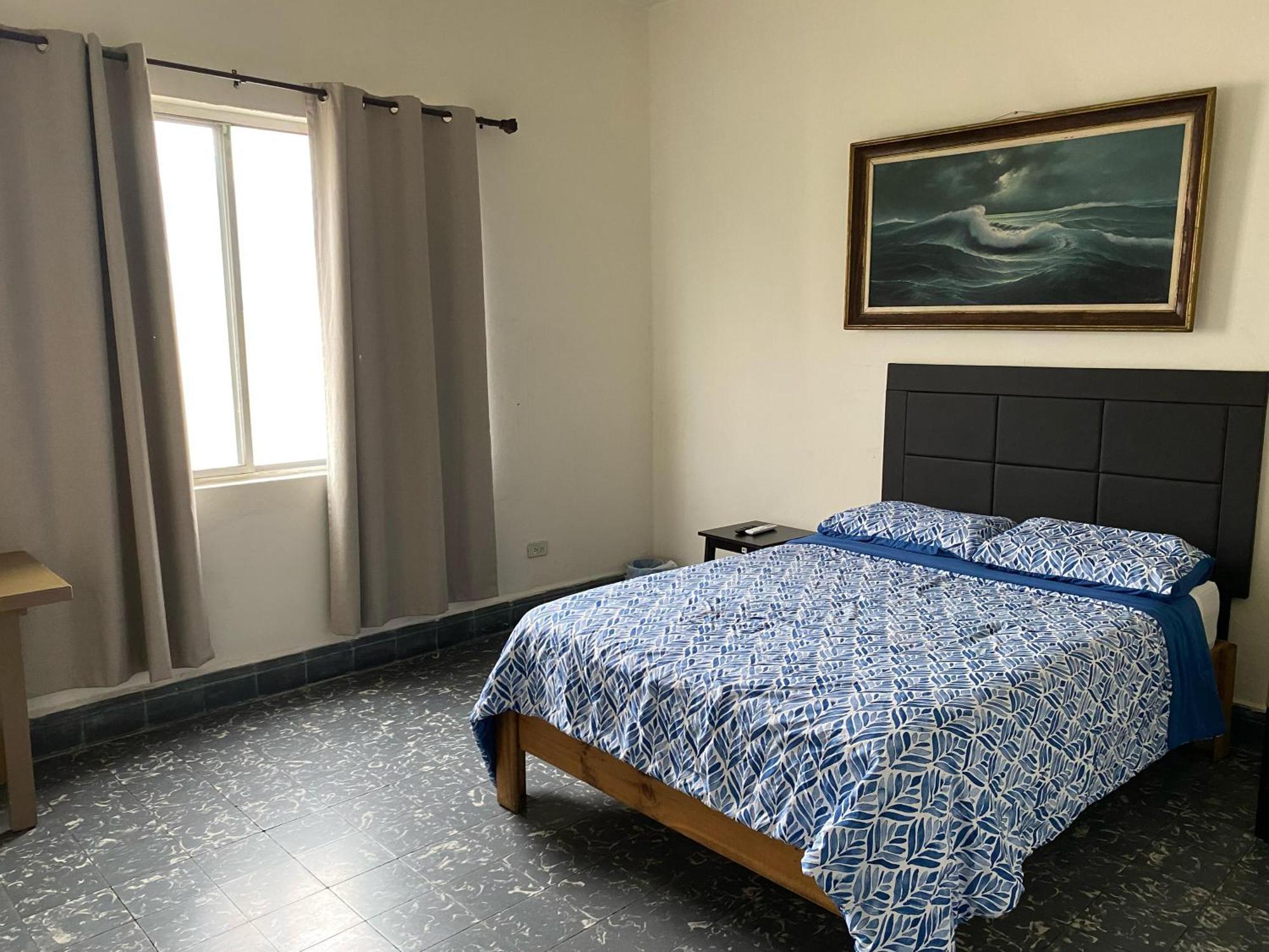 My Family In Monterrey - Hostel المظهر الخارجي الصورة